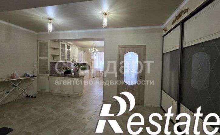 2-комн квартира Никольская улица, 15А,  д. 15А