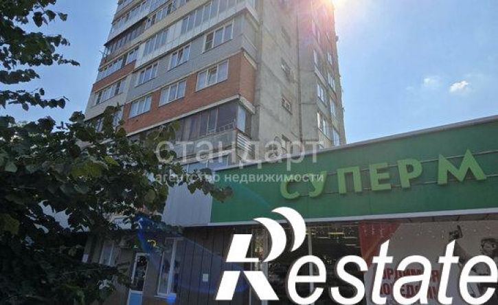 2-комн квартира Октябрьская улица, 450,  д. 450
