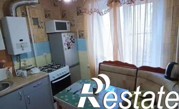 2-комн квартира улица Долина Роз, 6,  д. 6