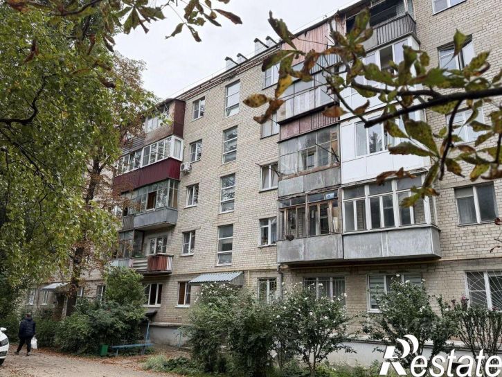 2-комн квартира улица Долина Роз, 6,  д. 6