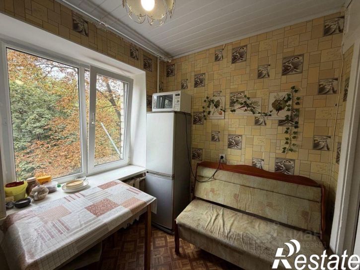2-комн квартира улица Долина Роз, 6,  д. 6