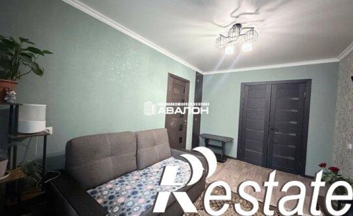 2-комн квартира улица Долина Роз, 8,  д. 8