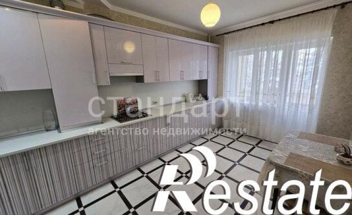 2-комн квартира Интернациональная улица, 37,  д. 37