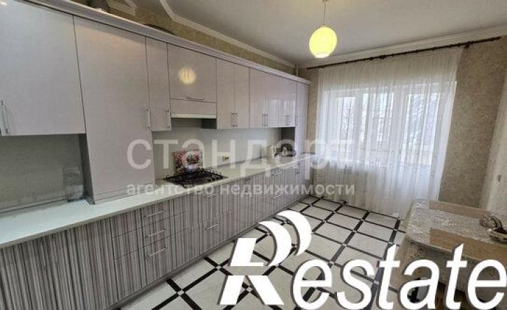 2-комн квартира Интернациональная улица, 37,  д. 37