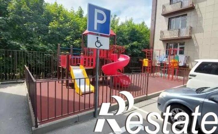 1-комн квартира улица Кленовая Роща, 2,  д. 2