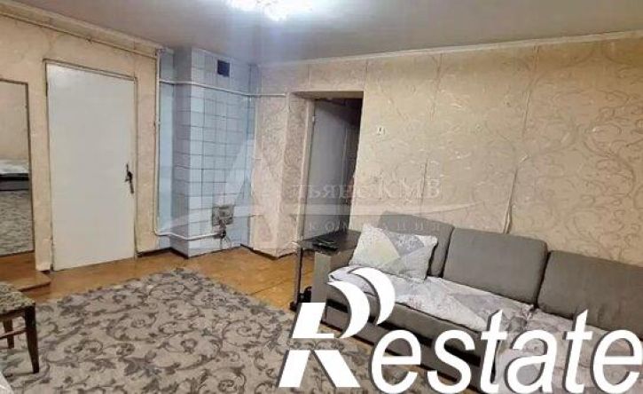 3-комн квартира улица Артёма Сергеева, 96,  д. 96
