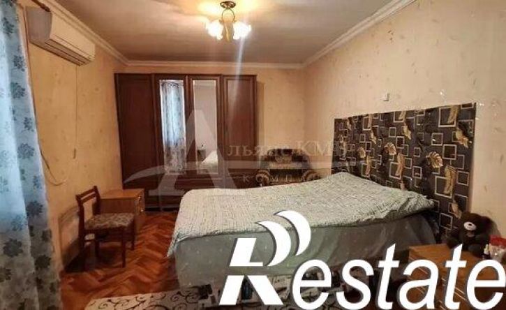 3-комн квартира улица Артёма Сергеева, 96,  д. 96