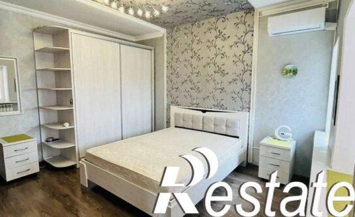 2-комн квартира Никольская улица, 15А,  д. 15А