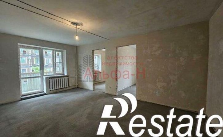 3-комн квартира улица Титова, 8А,  д. 8А
