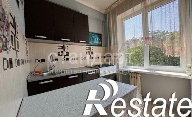 3-комн квартира улица Долина Роз, 23,  д. 23