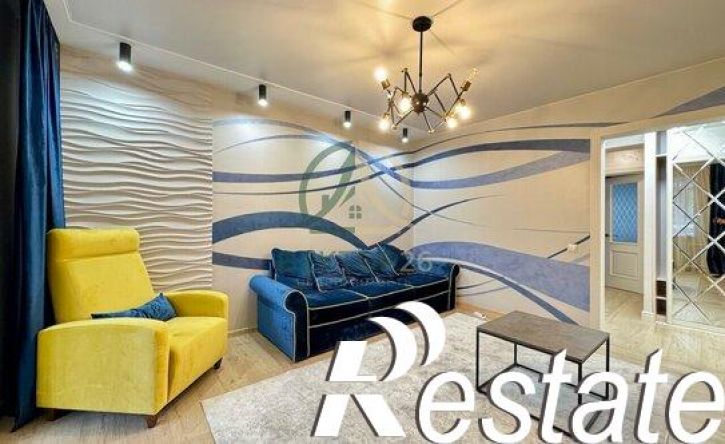 2-комн квартира улица Долина Роз, 20Б,  д. 20Б