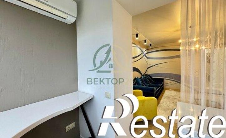 2-комн квартира улица Долина Роз, 20Б,  д. 20Б