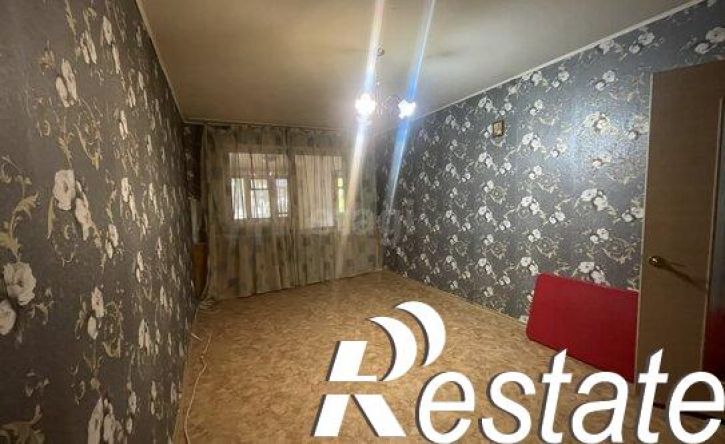3-комн квартира улица 60 лет Октября, 428,  д. 428
