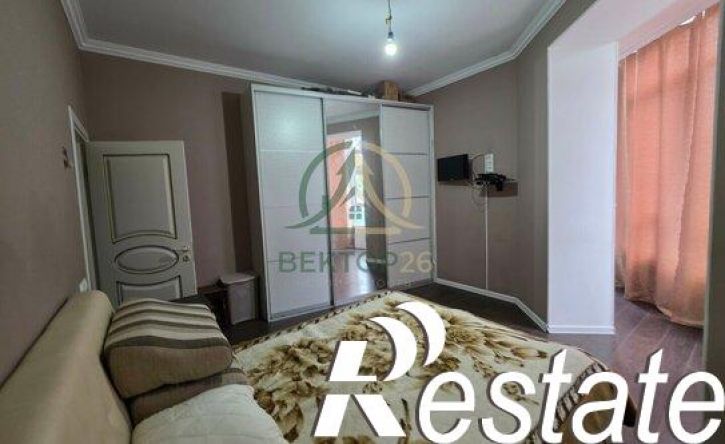 3-комн квартира Баталинская улица, 20,  д. 20
