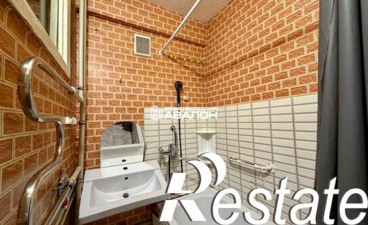 2-комн квартира улица Долина Роз, 23,  д. 23