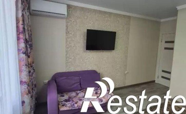 2-комн квартира улица Орджоникидзе, 88 к2,  д. 88 к2
