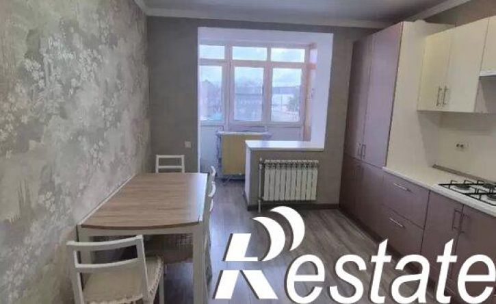 2-комн квартира улица Орджоникидзе, 88 к2,  д. 88 к2