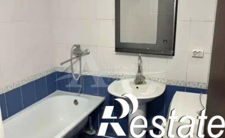 3-комн квартира улица Шмидта, 72/1,  д. 72/1