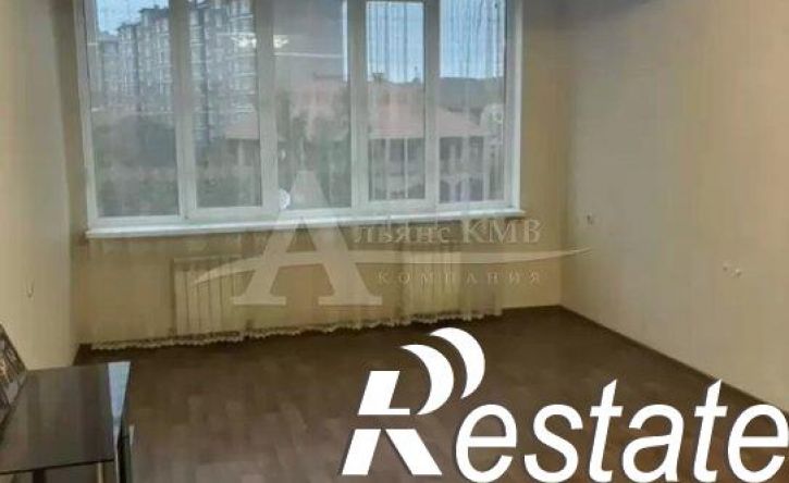 3-комн квартира улица Шмидта, 72/1,  д. 72/1