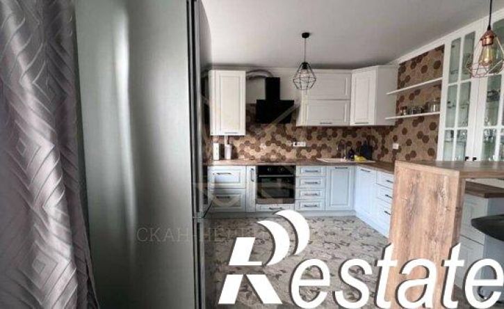 3-комн квартира улица Нелюбина, 25,  д. 25