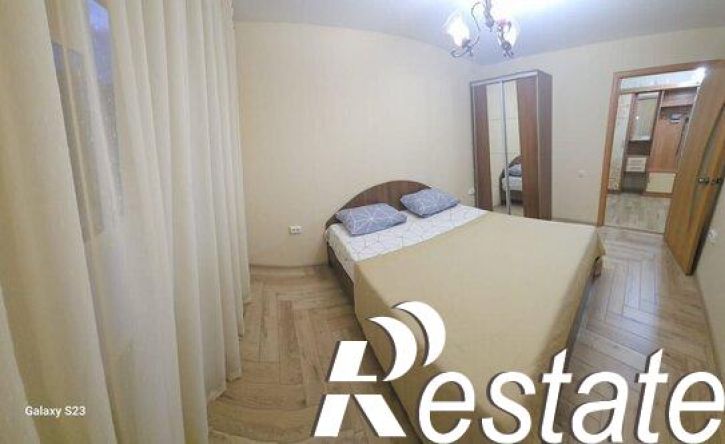 2-комн квартира улица Орджоникидзе, 84,  д. 84