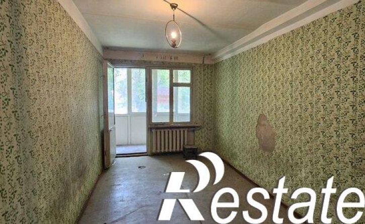 2-комн квартира улица 60 лет Октября, 12,  д. 12