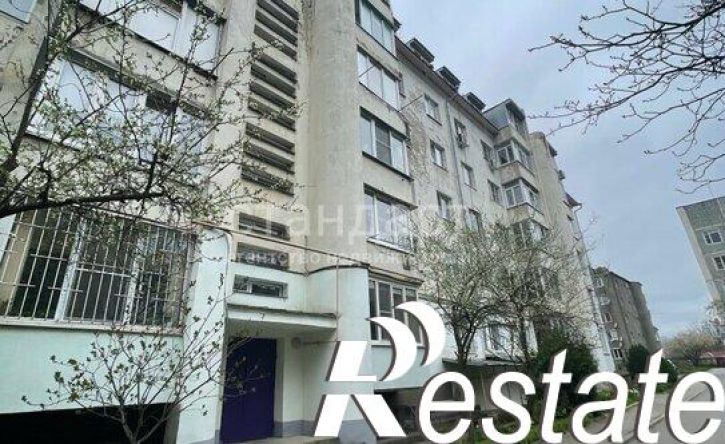 5-комн квартира улица Маяковского, 21А,  д. 21А
