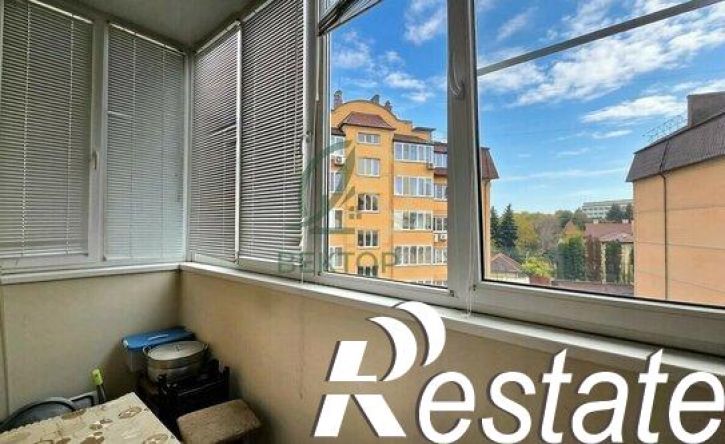 3-комн квартира улица Октябрьская Площадь, 31Б,  д. 31Б