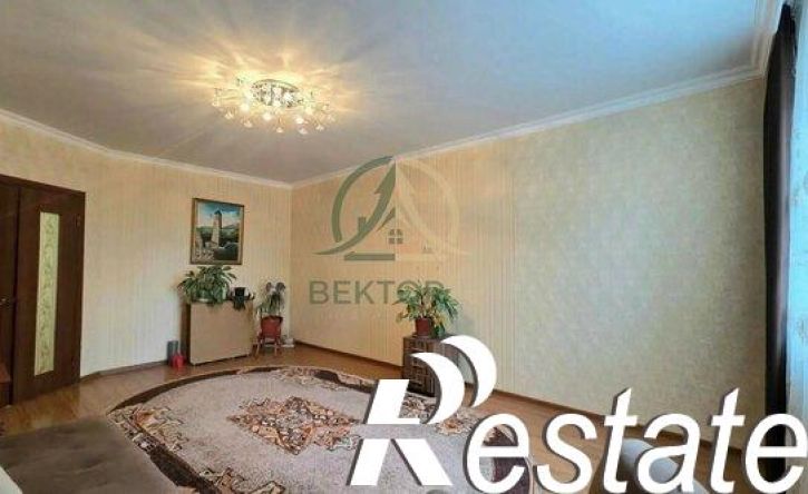 3-комн квартира улица Октябрьская Площадь, 31Б,  д. 31Б