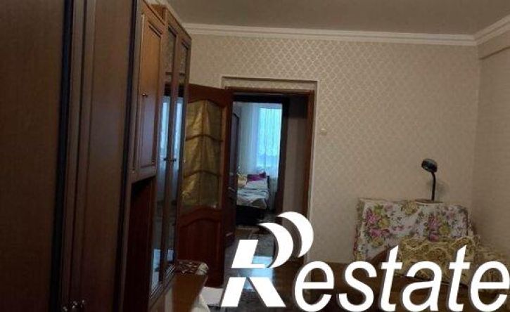 2-комн квартира улица Долина Роз, 15,  д. 15